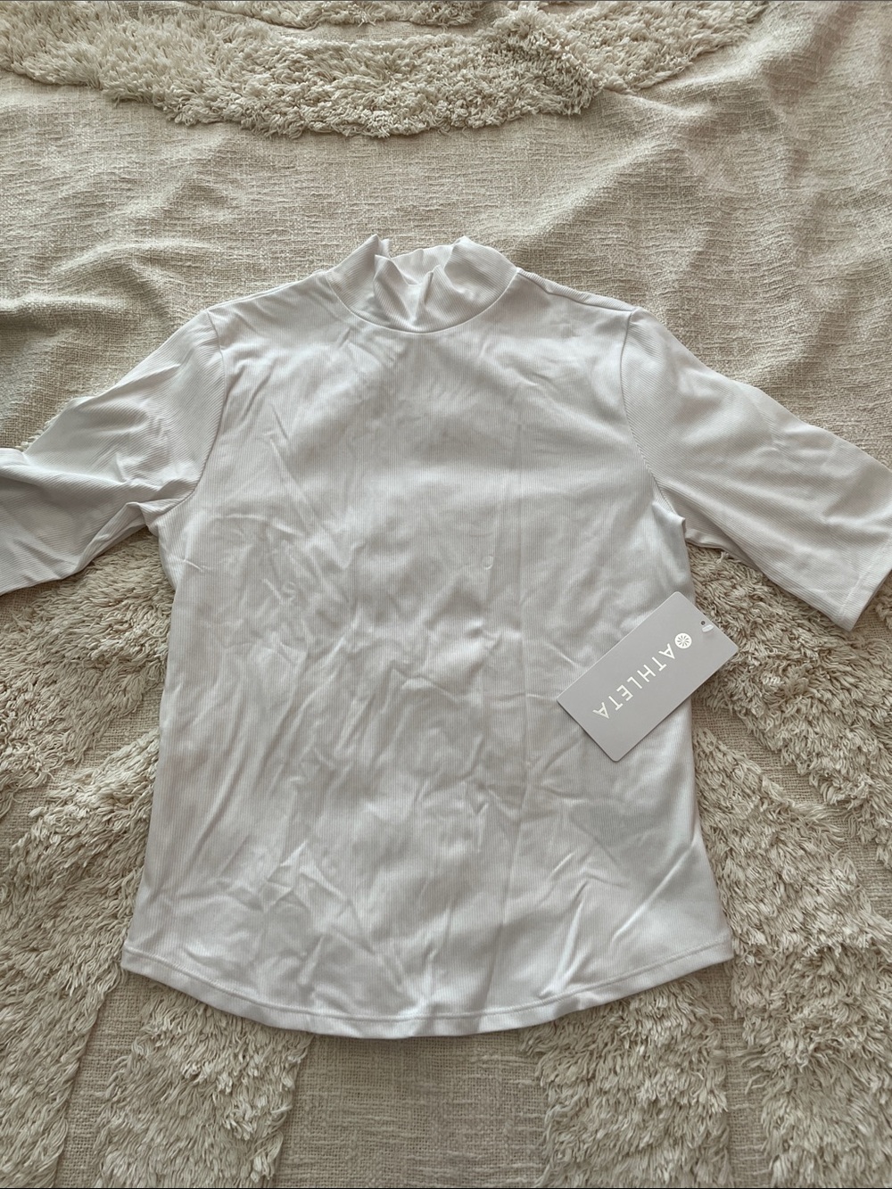 NWT ATHLETA Signature rib Elbow Sleeve Tee size small white women’s